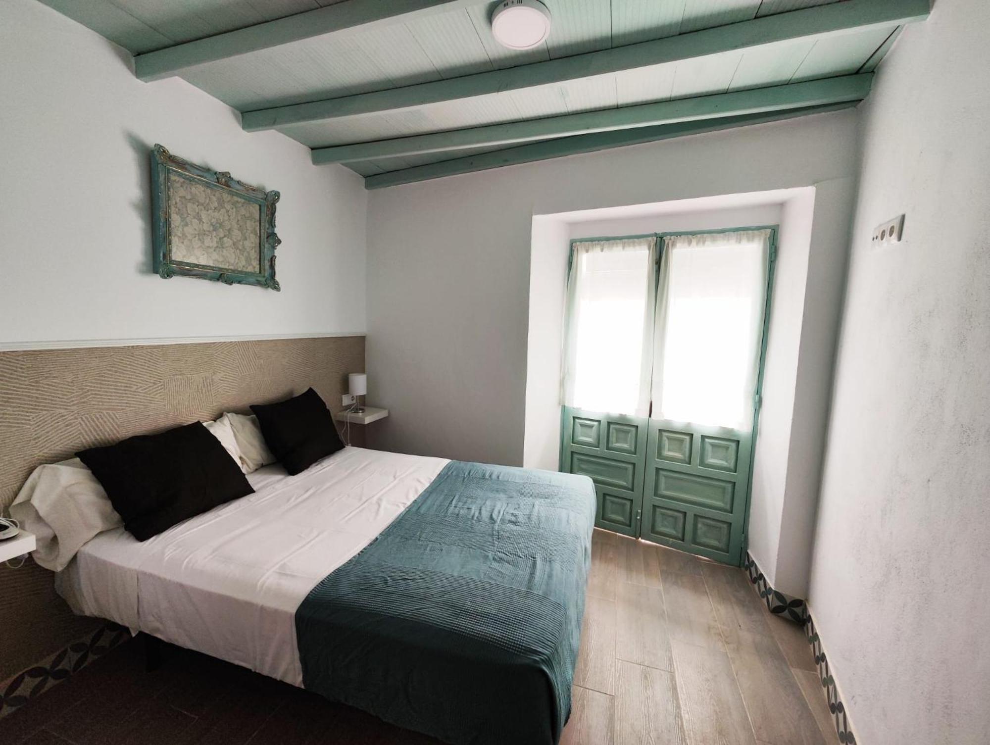Apartamento Puerta De Cordoba カルモナ エクステリア 写真